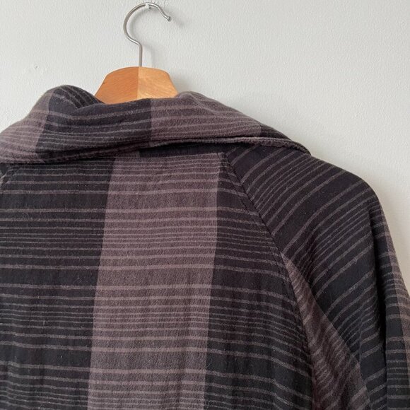 Mao Mam Thailand Black Gray Checked Jacket Women's Size Large - Picture 8 of 8